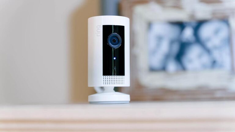 Caméras de sécurité : Comment installer une caméra intérieure ?